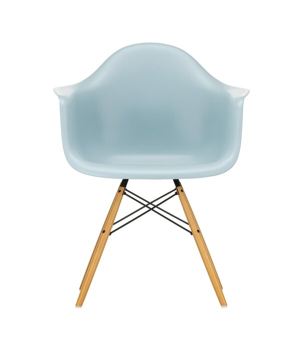 Vitra  Eames DAW Eetkamerstoel met arm, esdoorn goud onderstel