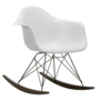 Eames Plastic Armchair RE RAR schommelstoel donker esdoorn