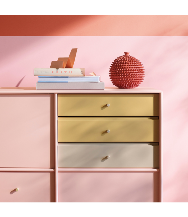 Montana Furniture  Montana - Mega 201802 Ruby dressoir op plint