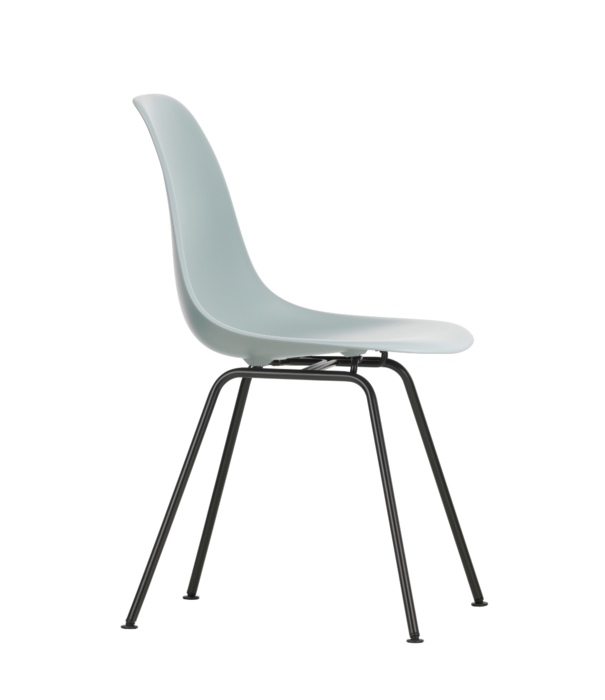Vitra  Eames DSX Plastic Side Chair, black tube base