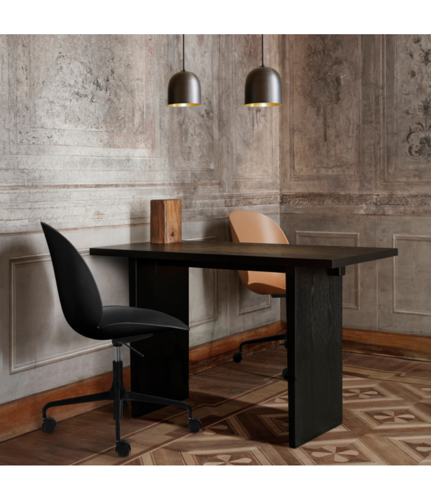 Gubi  Gubi Beetle Meeting Chair hoogte verstelbaar, 4 star swivel met wielen