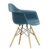 Eames DAW Eetkamerstoel met arm, esdoorn goud onderstel