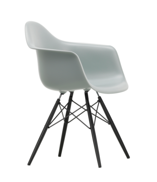 Vitra Eames DAW Eetkamerstoel met arm, zwart esdoorn onderstel