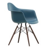Eames DAW Eetkamerstoel met arm,  donker esdoorn onderstel