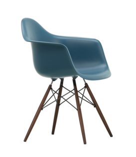 Vitra Eames DAW Eetkamerstoel met arm,  donker esdoorn onderstel