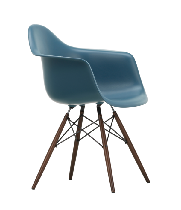 Vitra   Eames DAW Eetkamerstoel met arm,  donker esdoorn onderstel
