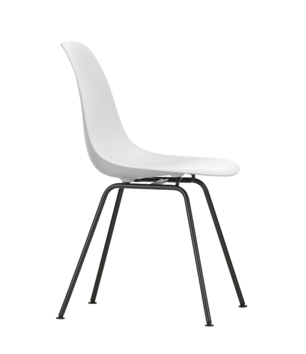Vitra  Vitra Eames DSX Plastic Side Chair, black tube base