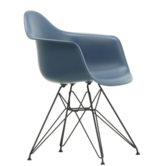 Vitra Eames DAR plastic Armchair, basic dark base