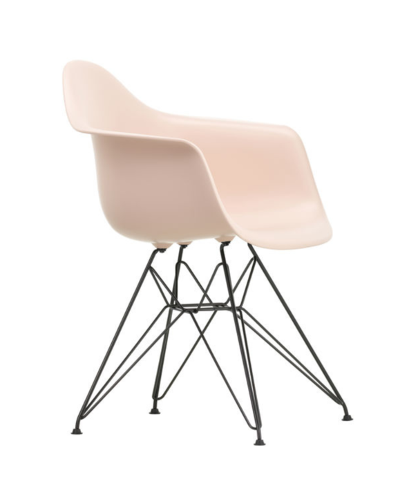 Vitra  Vitra Eames DAR Eetkamerstoel met arm,  zwart onderstel