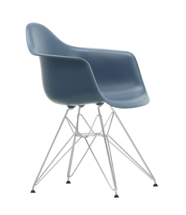 Vitra  Vitra Eames DAR plastic armstoel, chrome onderstel