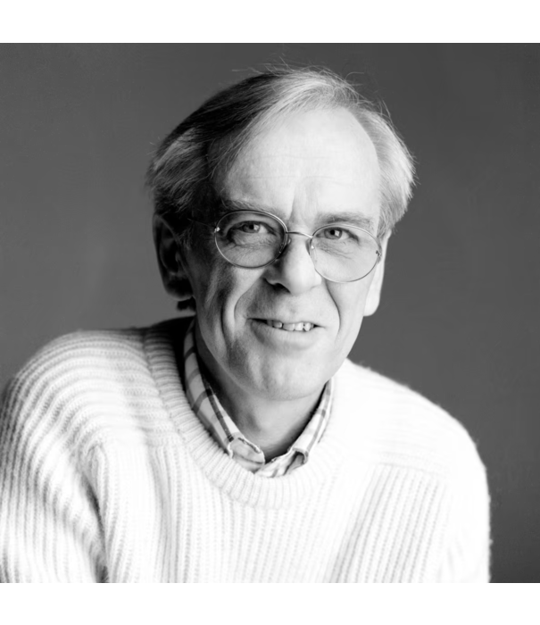 Fredericia  Fredericia - JG Table Model 6568 Linoleum top  Ø140