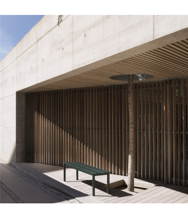 Muuto  Muuto Linear Steel Bank dark green 170