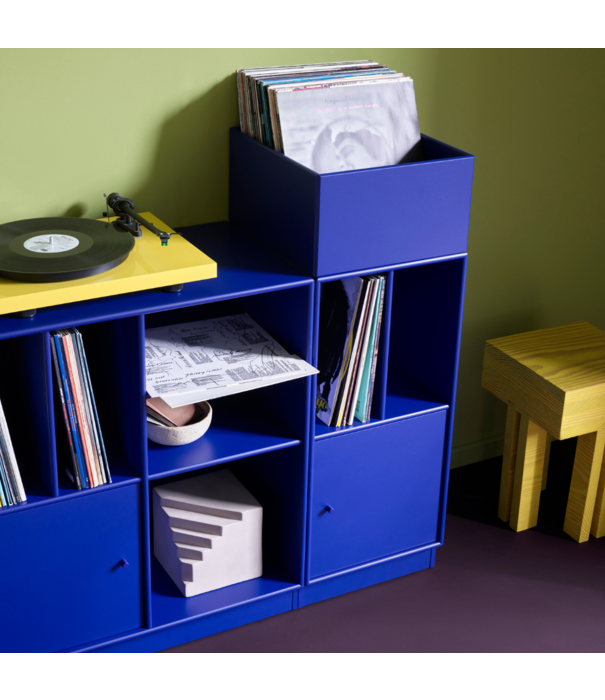 Montana Furniture  Spin 3 Vinyl Storage with plinth