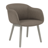 Muuto - Fiber Soft Armstoel Grace leder, houten voet