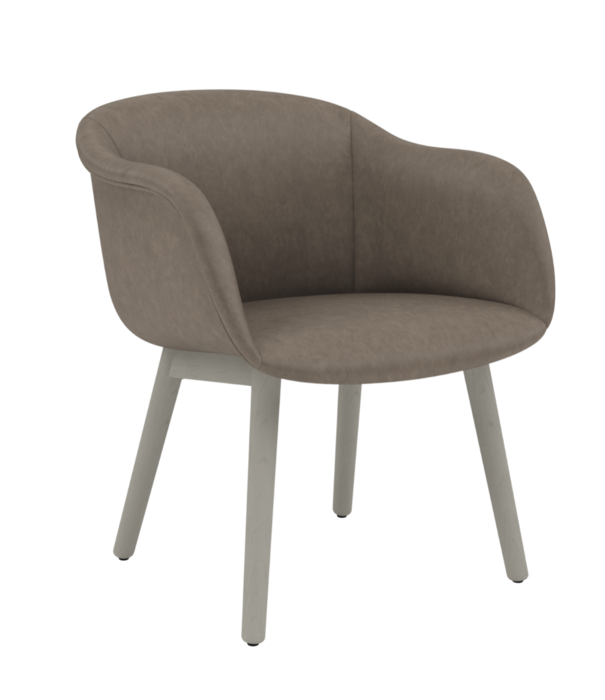Muuto  Muuto Fiber Soft Armstoel Grace leer, houten poten