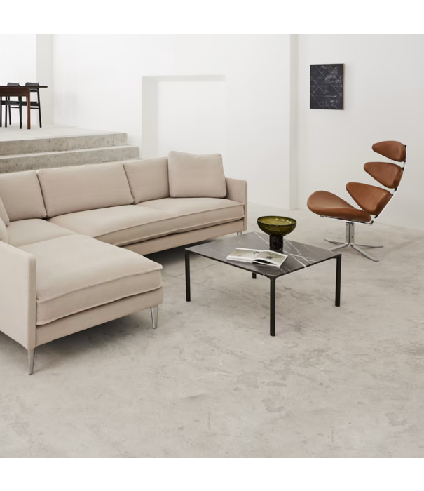 Fredericia  Model 5000 Corona Lounge chair leather nutshell