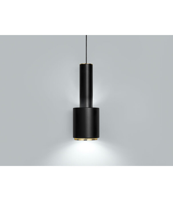 Artek  Artek - Hand Grenade A110 Pendant Light black / brass