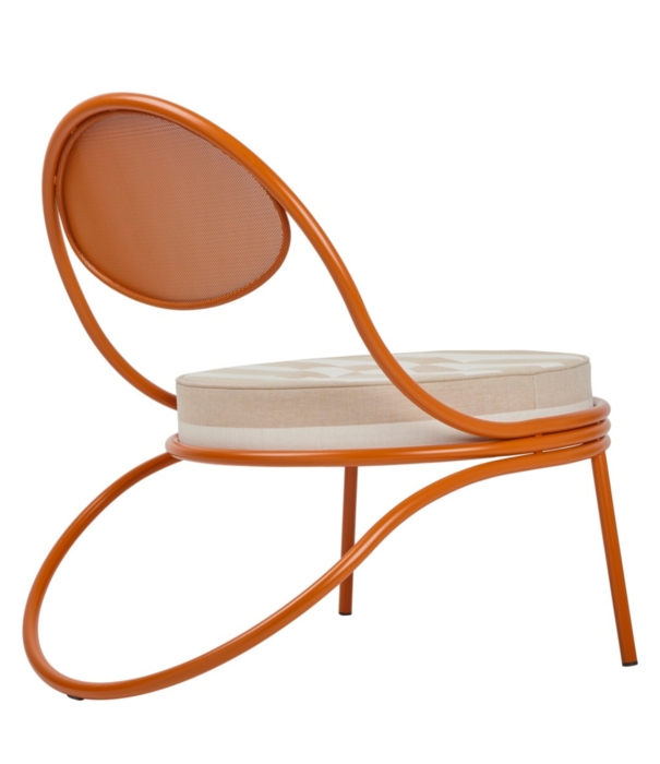 Gubi  Gubi - Copacabana Outdoor lounge stoel international orange, kussen Leslie stripe