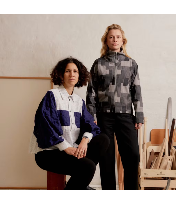 Fritz Hansen Fritz Hansen Clam Vloerlamp opaal glass