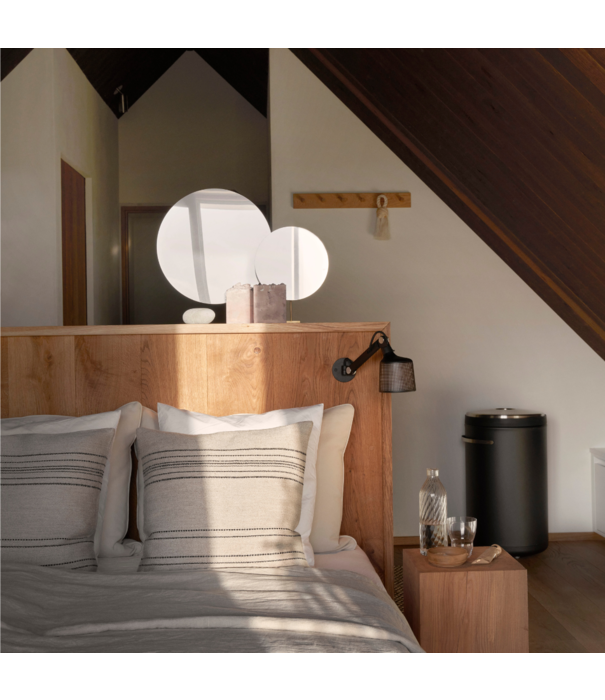 Vipp  523 Wall Lamp small