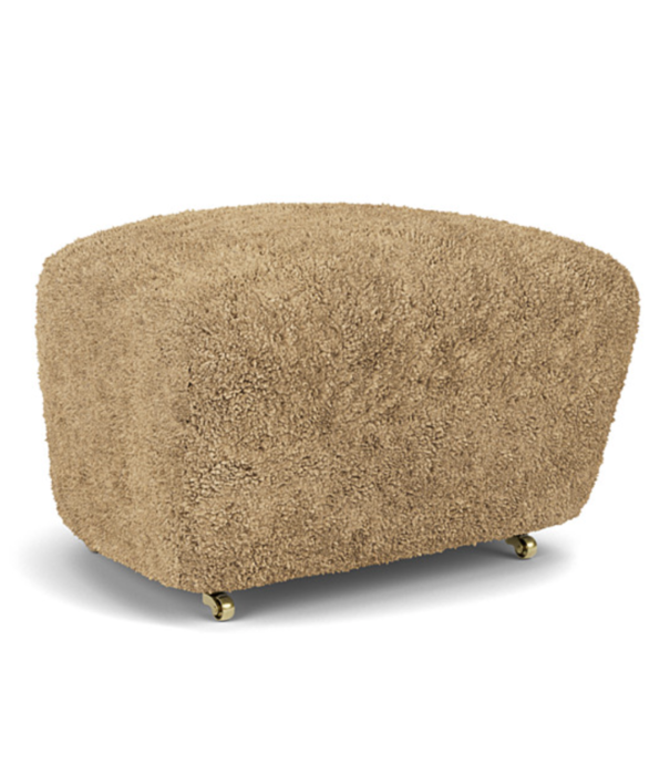 Audo Audo The Tired Man lounge stoel Skandilock Moonlight schapenvacht