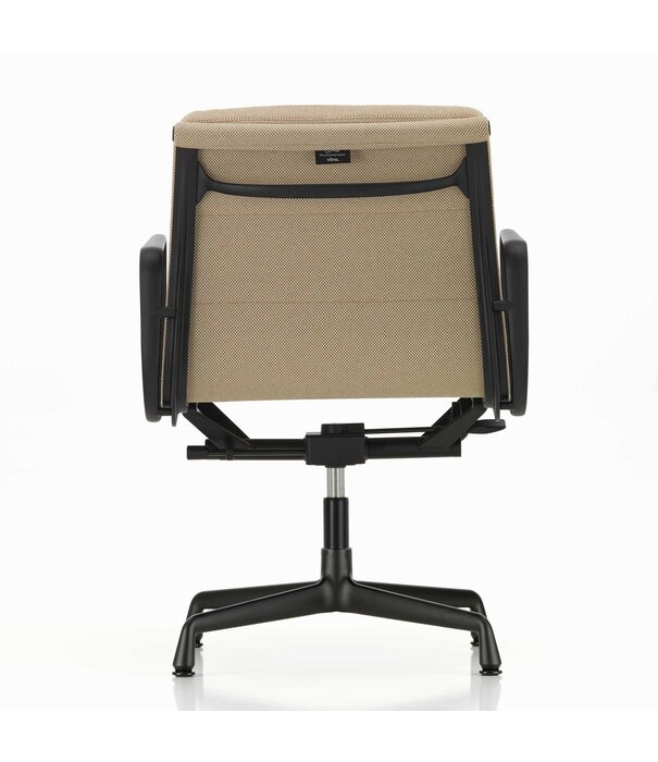 Vitra  Soft Pad Chair EA 231 task chair, rotatable