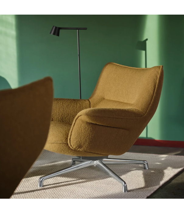 Muuto Tip Floor Lamp black