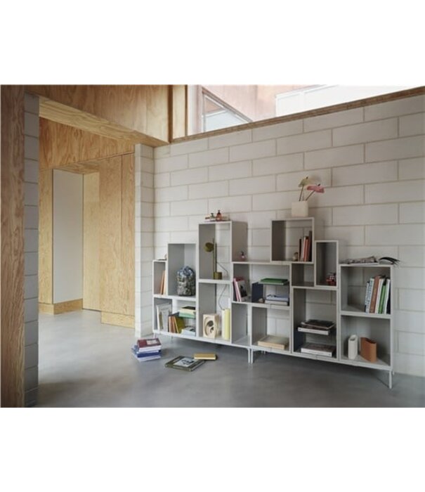 Muuto  Muuto Stacked Storage System -  Stacked Bedtafel configuratie 1