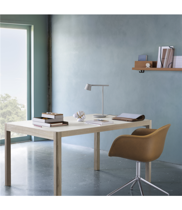 Muuto  Muuto Tip Table Lamp light green