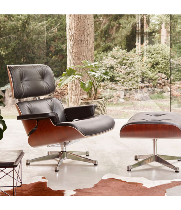 Vitra  Vitra Eames Lounge Chair & Ottoman dark walnut, chocolate premium F leather