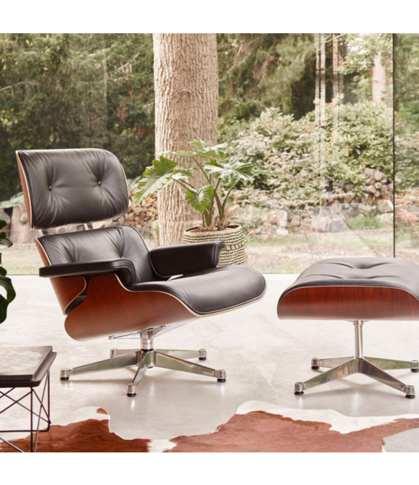 Vitra  Eames Lounge Chair kastanje,  snow premium F leer, gepolijst onderstel
