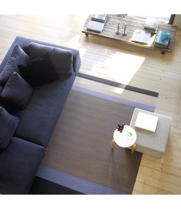 Artek  Artek - Stool 60 berken - zitting leer Sörensen Prestige Walnoot