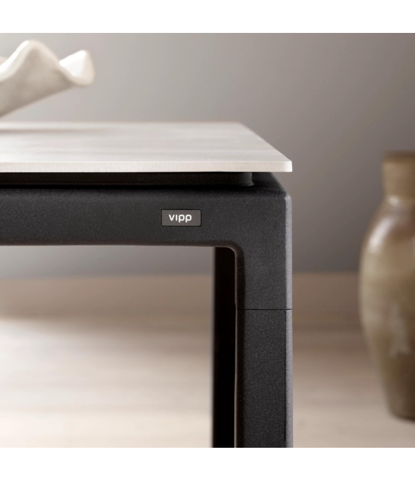 Vipp  Vipp - 971 tafel medium L200 cm.