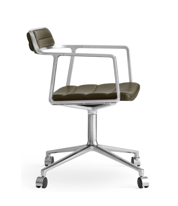 Vipp  Vipp 453 Swivel Stoel met wielen, varianten