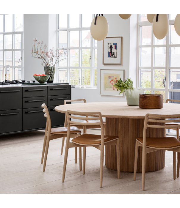 Vipp  Vipp 481 Cabin Stoel licht eiken, sand leer