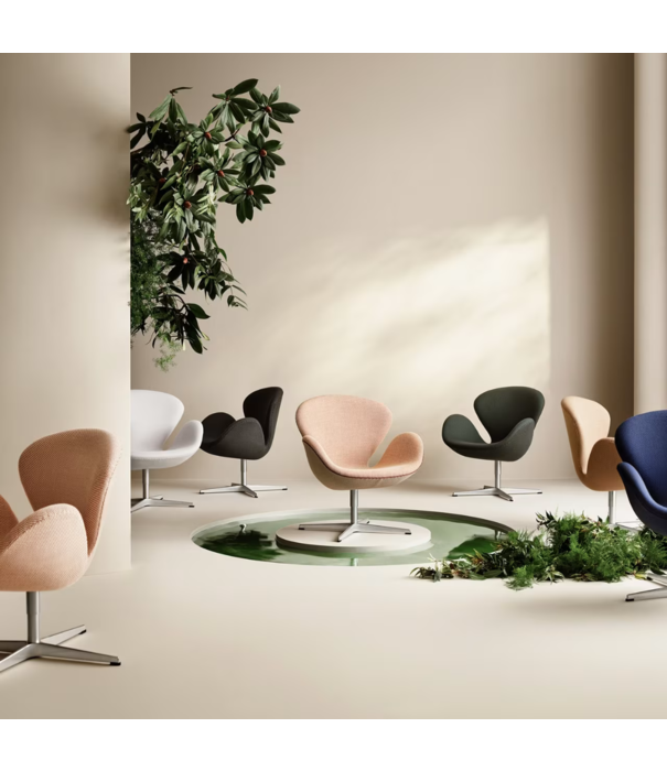 Fritz Hansen Fritz Hansen - Swan Chair, Choice 2024 stof Serpentine