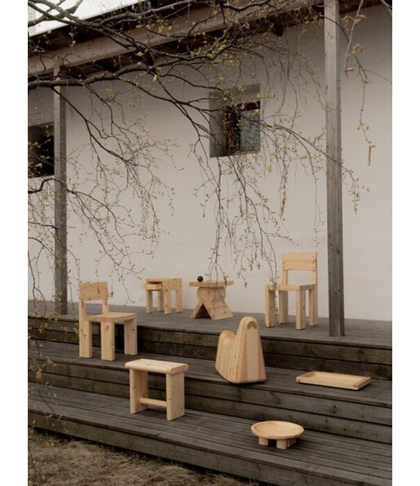 Vaarnii 002 Ast Stool solid natural pine
