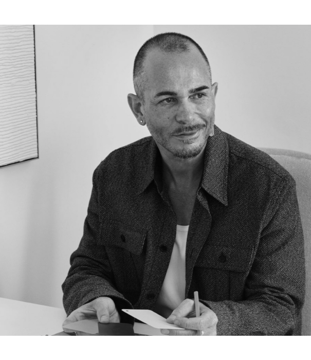 Normann Copenhagen  Normann Copenhagen Crooked Kandelaar One Aluminium