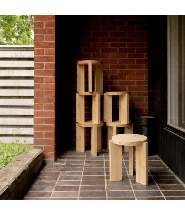 Vaarnii Vaarnii 001 stool solid pine