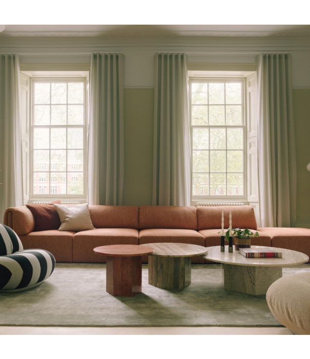 Gubi  Gubi - Epic coffee table round travertine Ø60