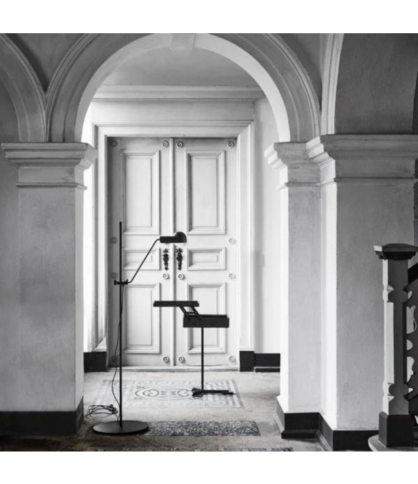Karakter Karakter - Domo Floor Lamp black steel
