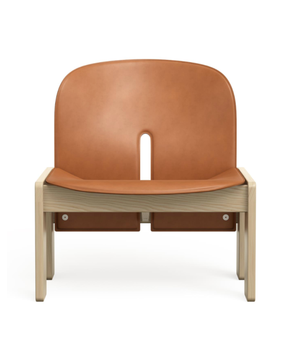 Karakter Karakter Copenhagen Scarpa 925 lounge chair ash, saddle leather