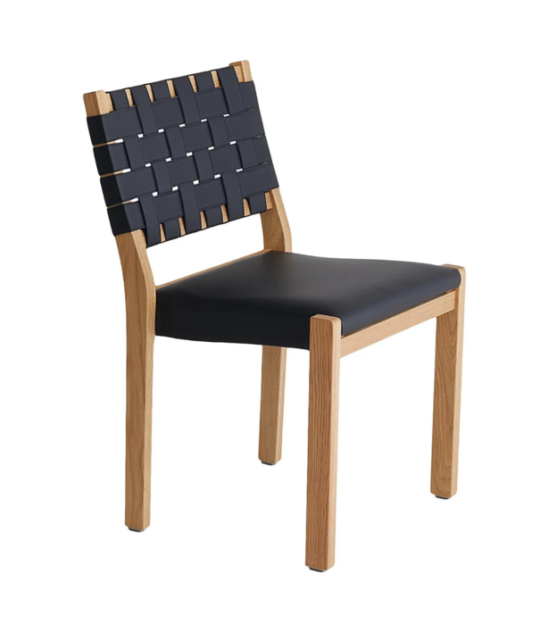 Artek  Artek Helsinki Special - Chair 611 "Savoy" oak, black leather