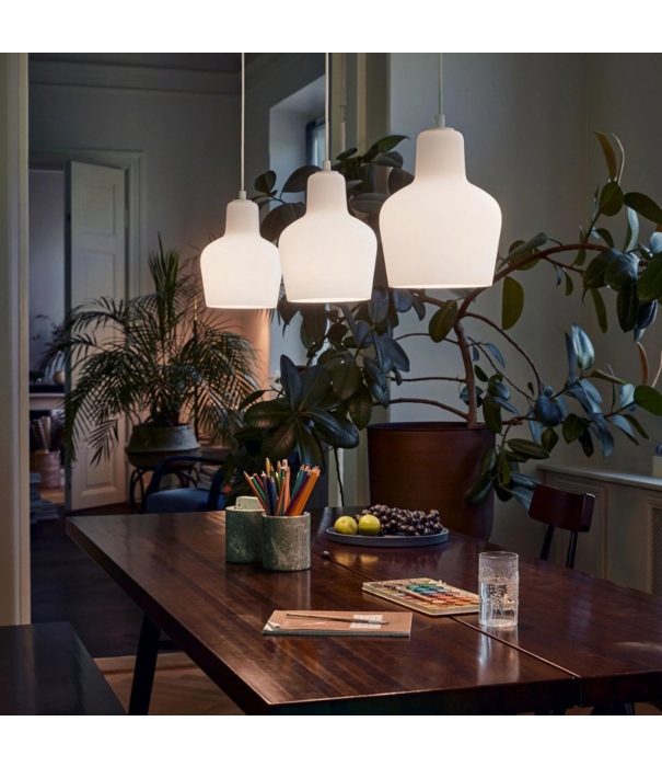 Artek  A440 Hanglamp opaal glas, gesatineerd