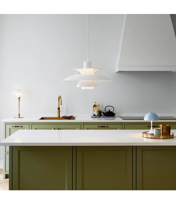 Louis Poulsen  Louis Poulsen PH5 Collection, PH 5 Monochrome Pendant Pale Blush