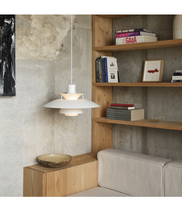 Louis Poulsen  Louis Poulsen PH5 Collection,  PH 5 Monochrome Hanglamp Pale Blush