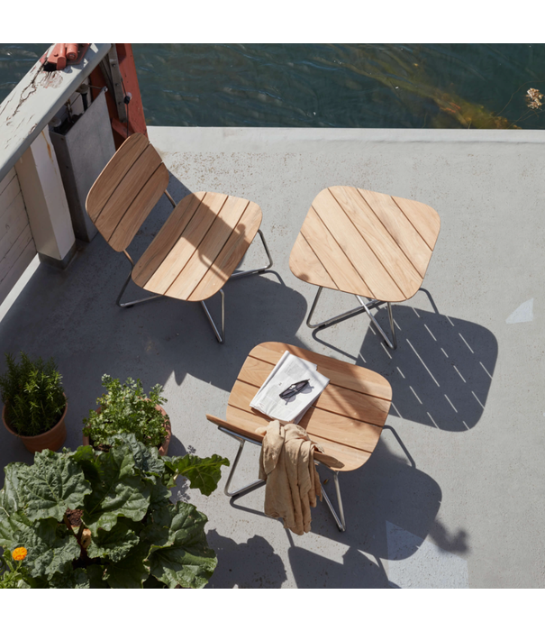 Fritz Hansen Lilium Lounge Table teak / stainless steel