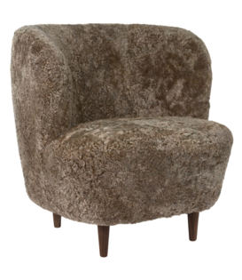 Gubi Stay Small Lounge Chair Sahara Sheepskin, wooden legs