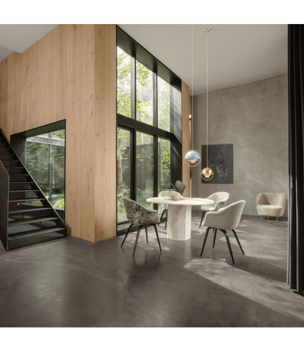 Gubi  Gubi Stay Small Lounge Chair Sahara Sheepskin, wooden legs