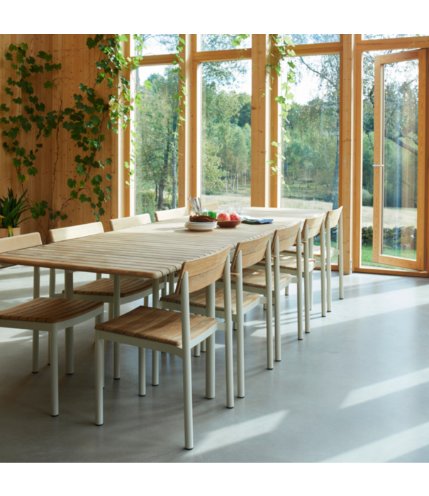Fritz Hansen Pelagus Table teak, light ivory